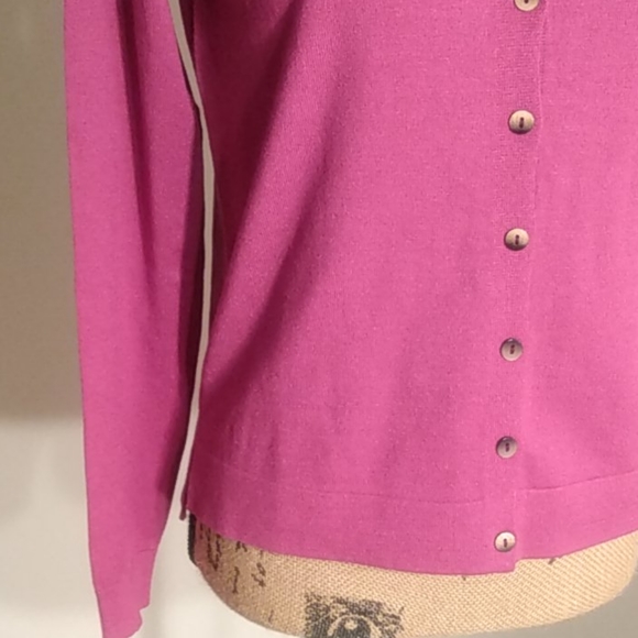 KIRKLAND Signature Cardigan Sweater - Picture 2 of 9